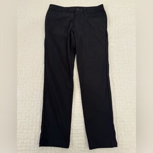 Lululemon ABC Pants Black. 30L. 31W.